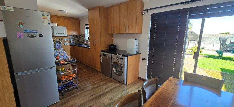 To Let 3 Bedroom Property for Rent in Bracken Heights Western Cape